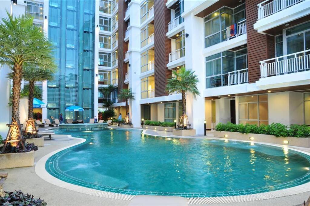 Recently Renovated Pool View Apartment In Modern Complex Patong Zewnętrze zdjęcie